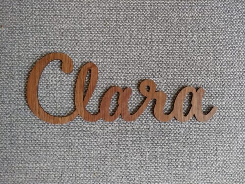 Letters in hout